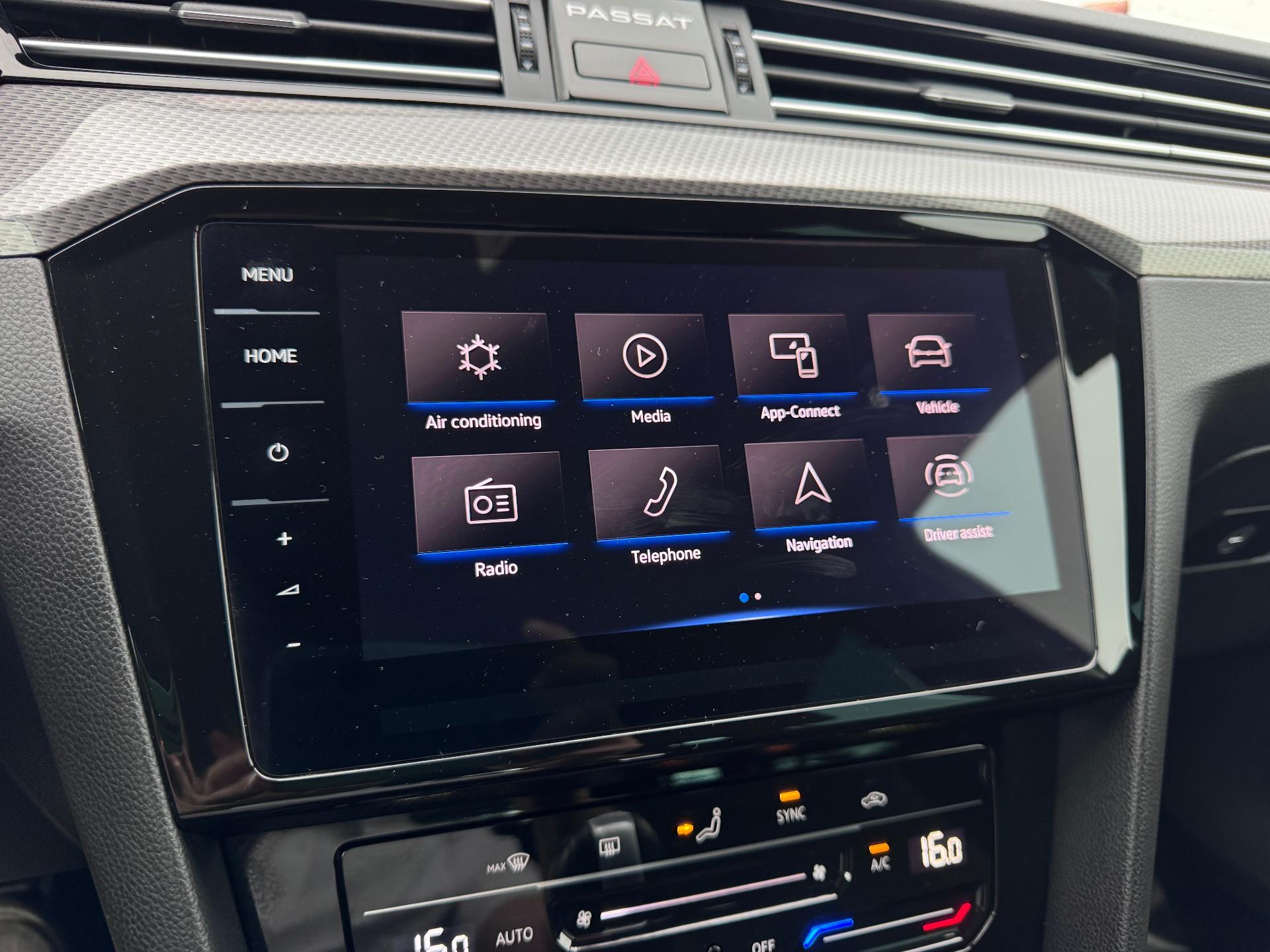 Volkswagen-Passat Alltrack