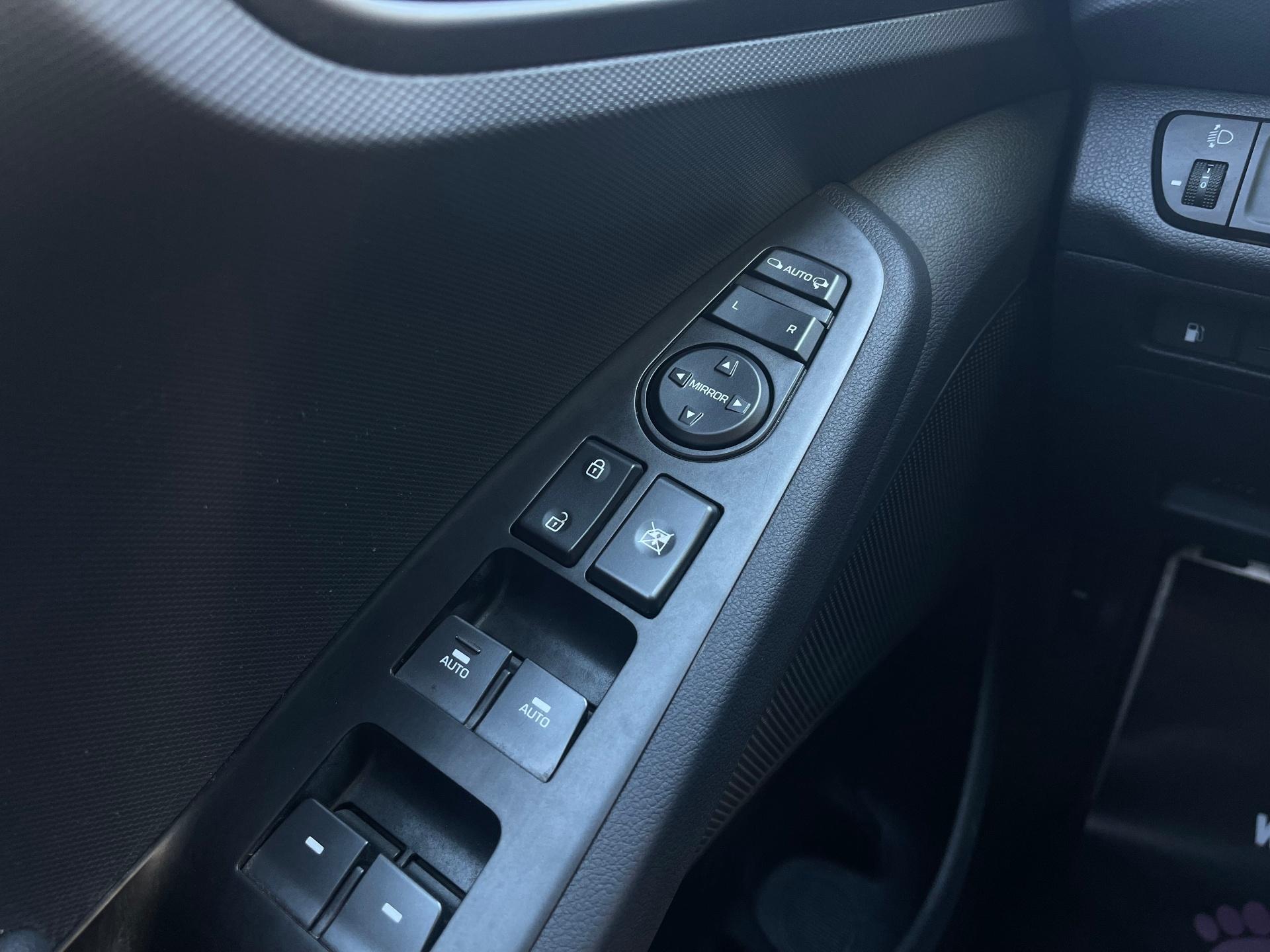 Hyundai-IONIQ