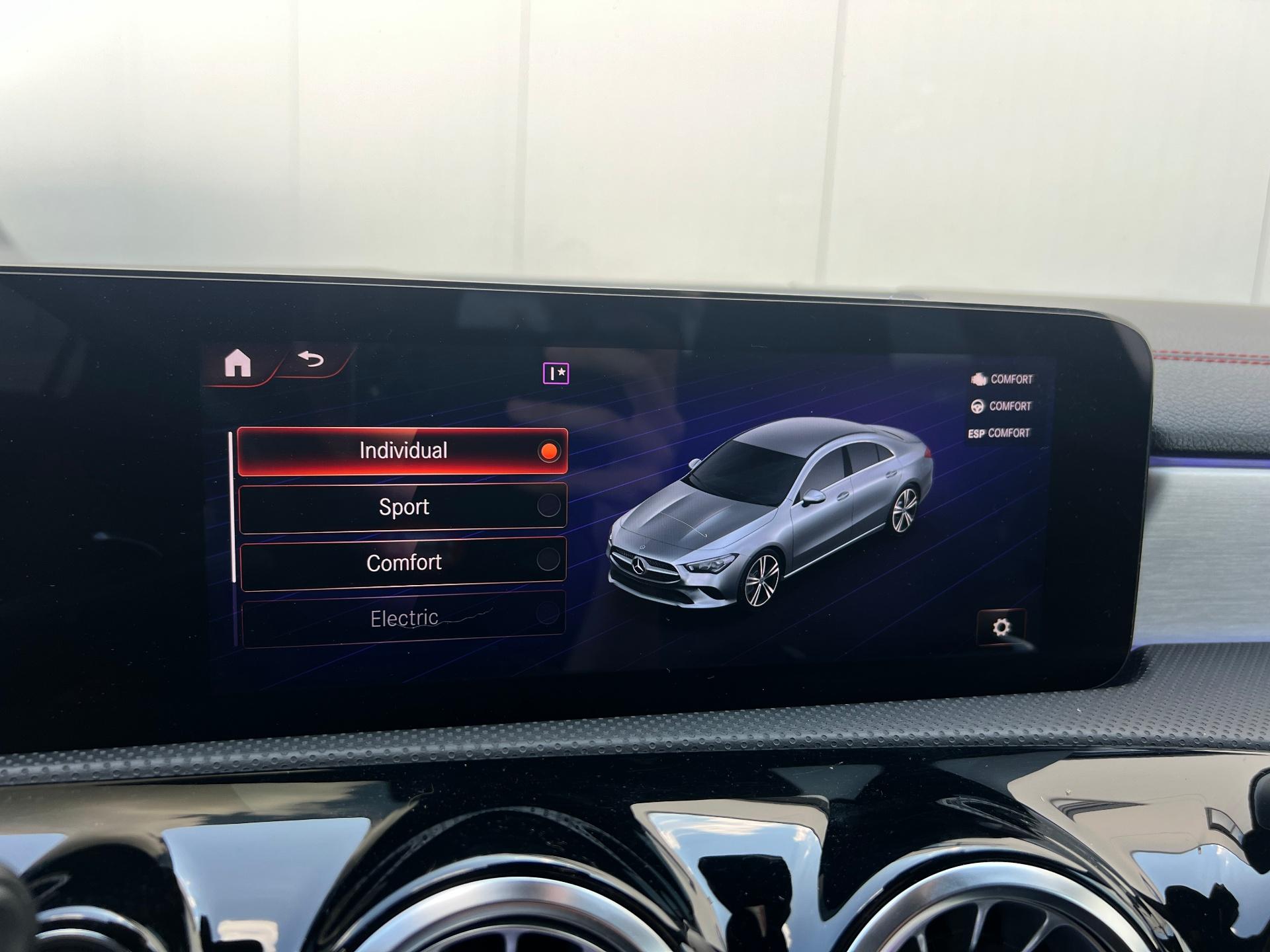 Mercedes-Benz-CLA 250