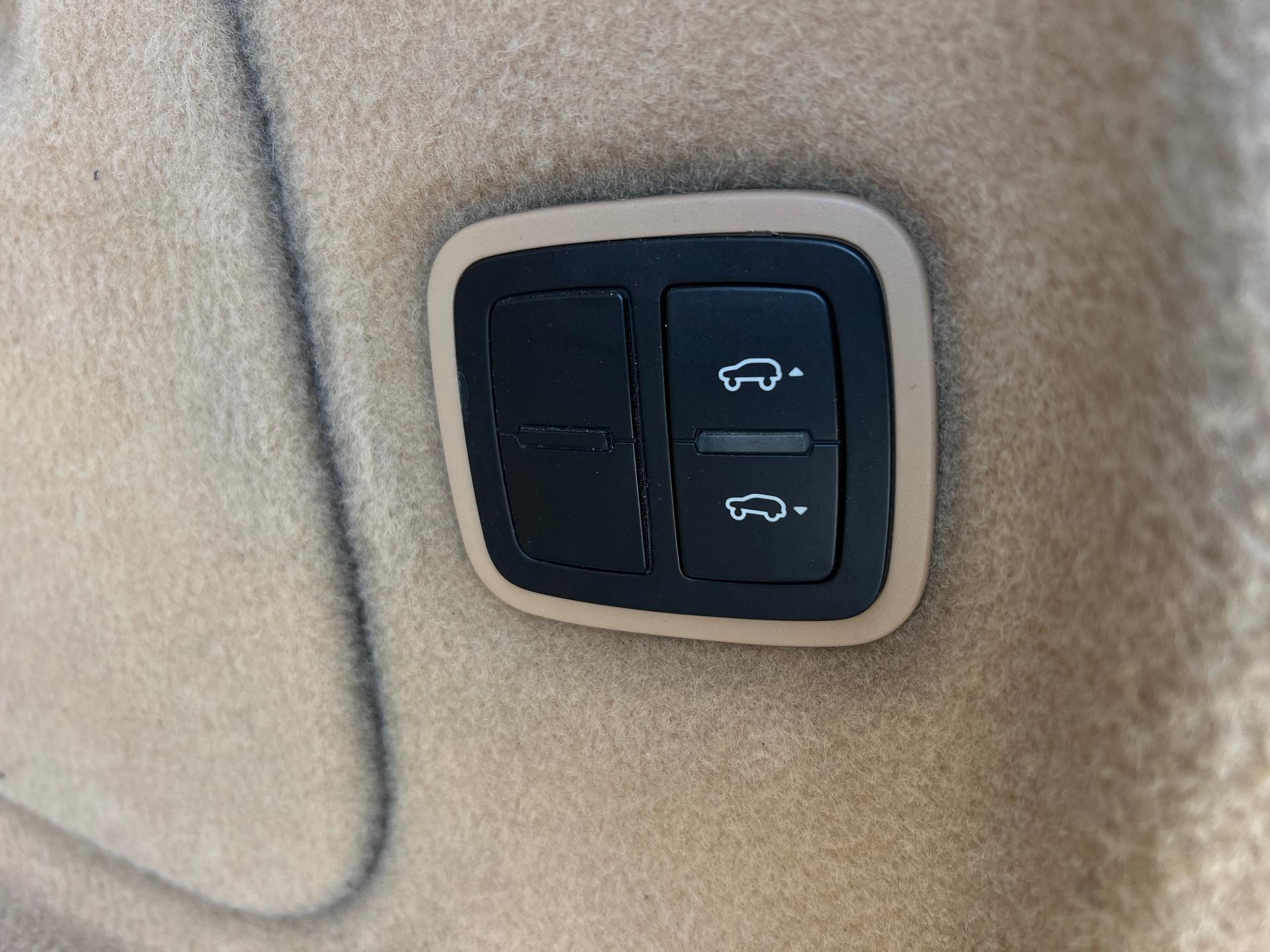 Porsche-Cayenne