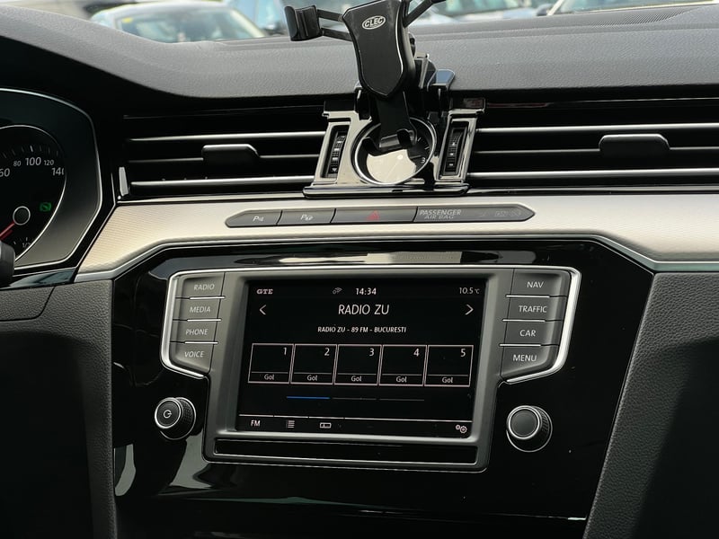 Car Thumb