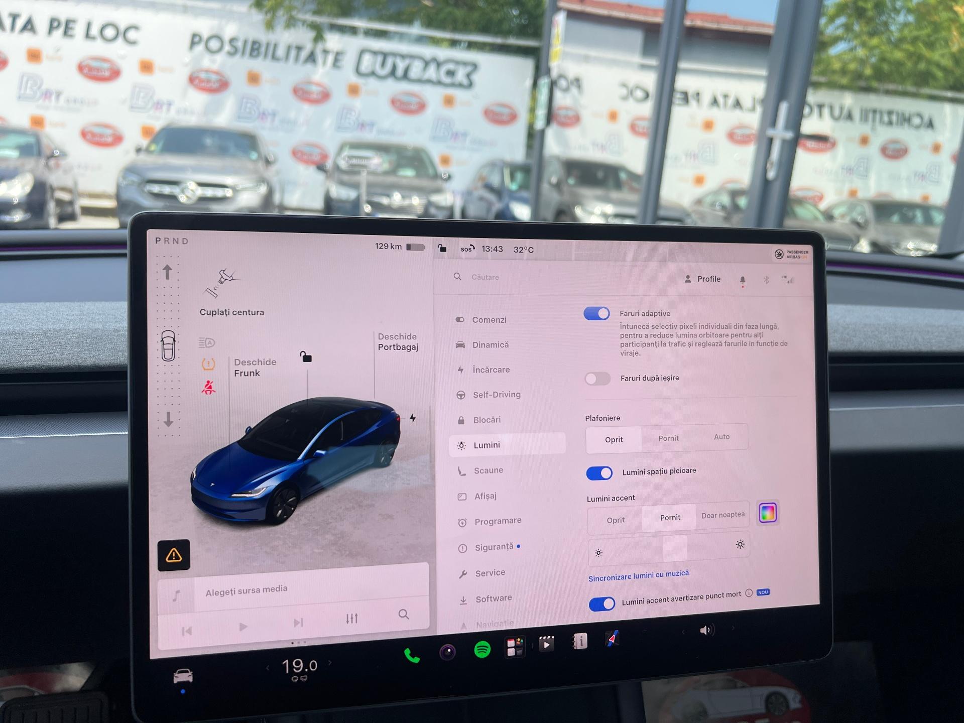 Tesla-Model 3