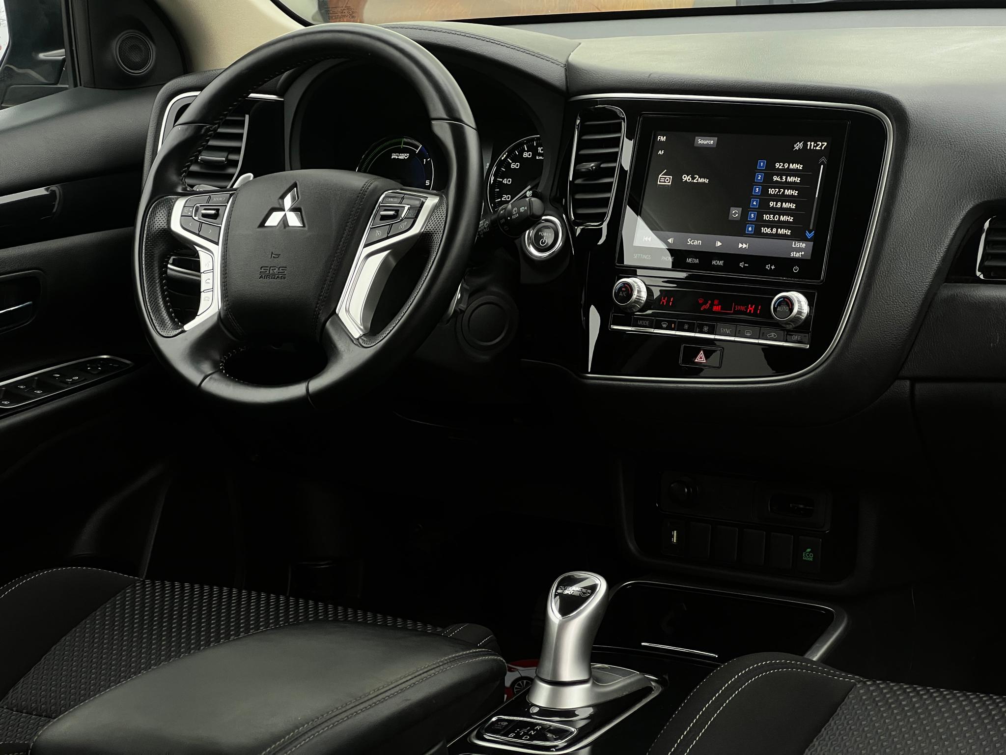 Mitsubishi-Outlander