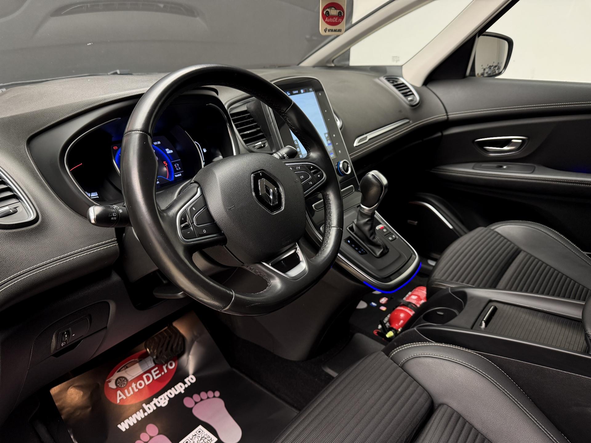 Renault-Grand Scenic