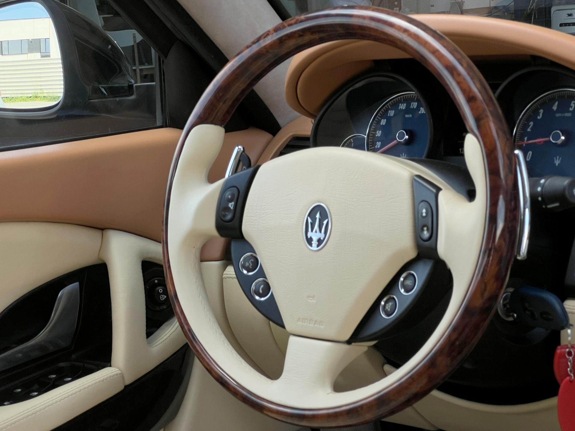 Maserati-Quattroporte