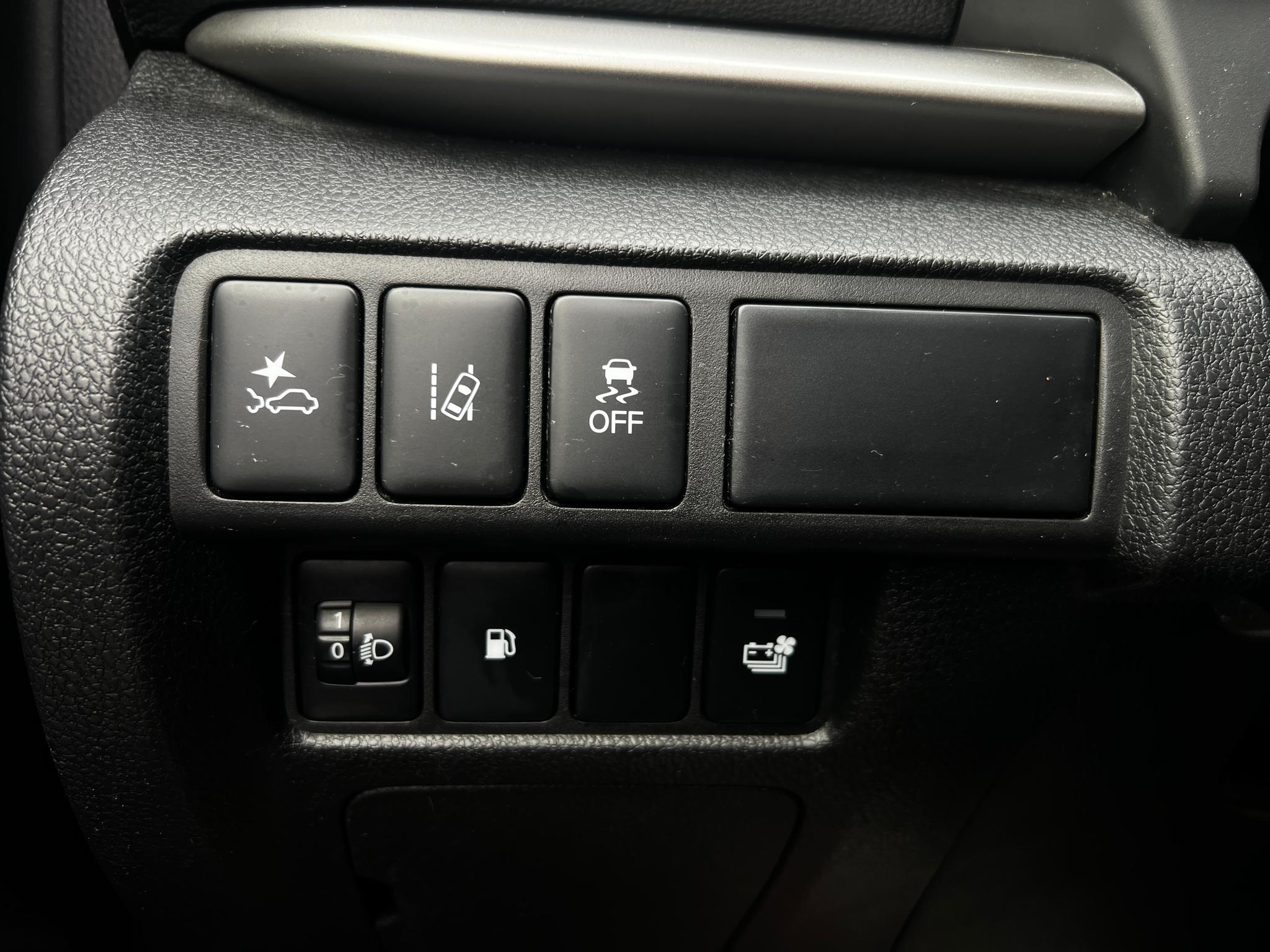 Mitsubishi-Eclipse Cross