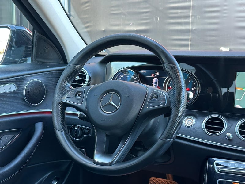 Car Thumb