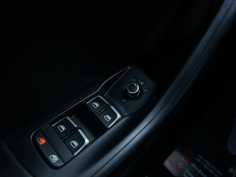 Car Thumb