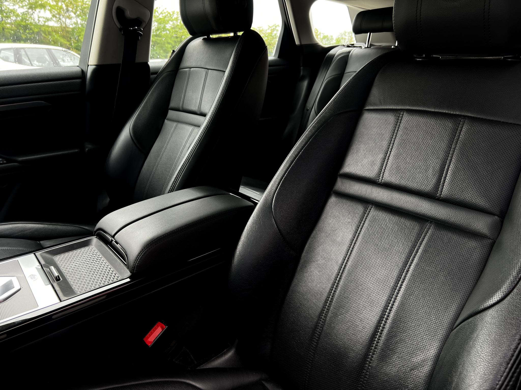 Land Rover-Range Rover Evoque