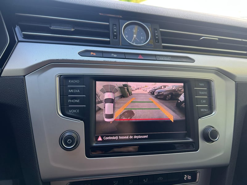 Car Thumb