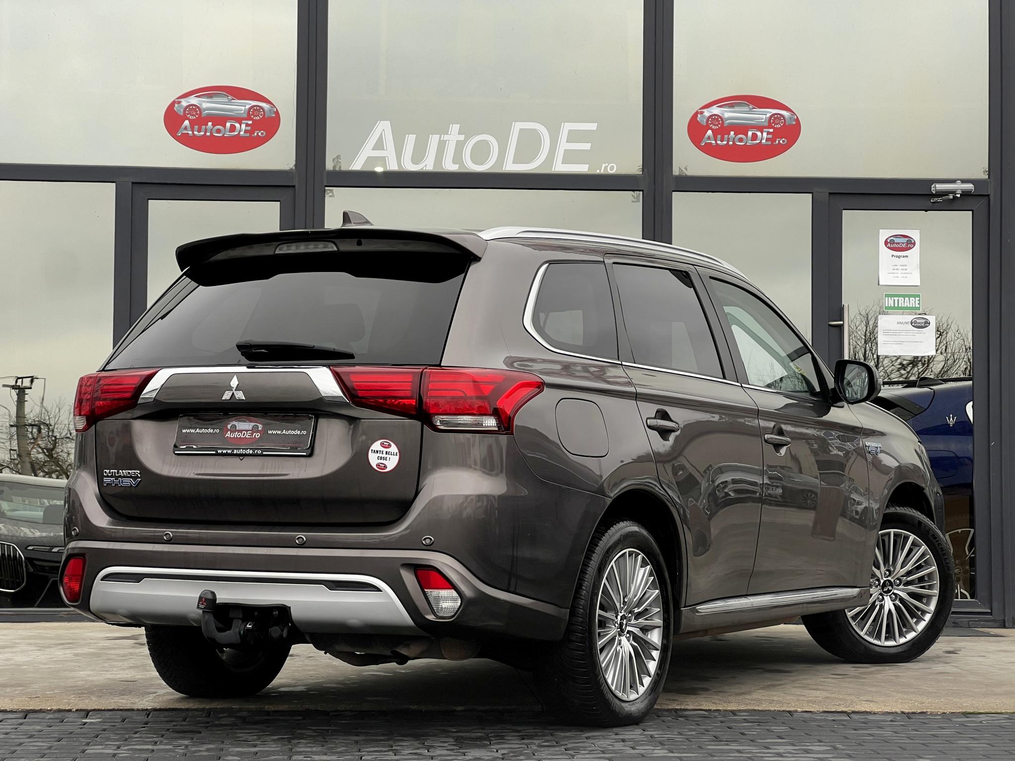 Mitsubishi-Outlander