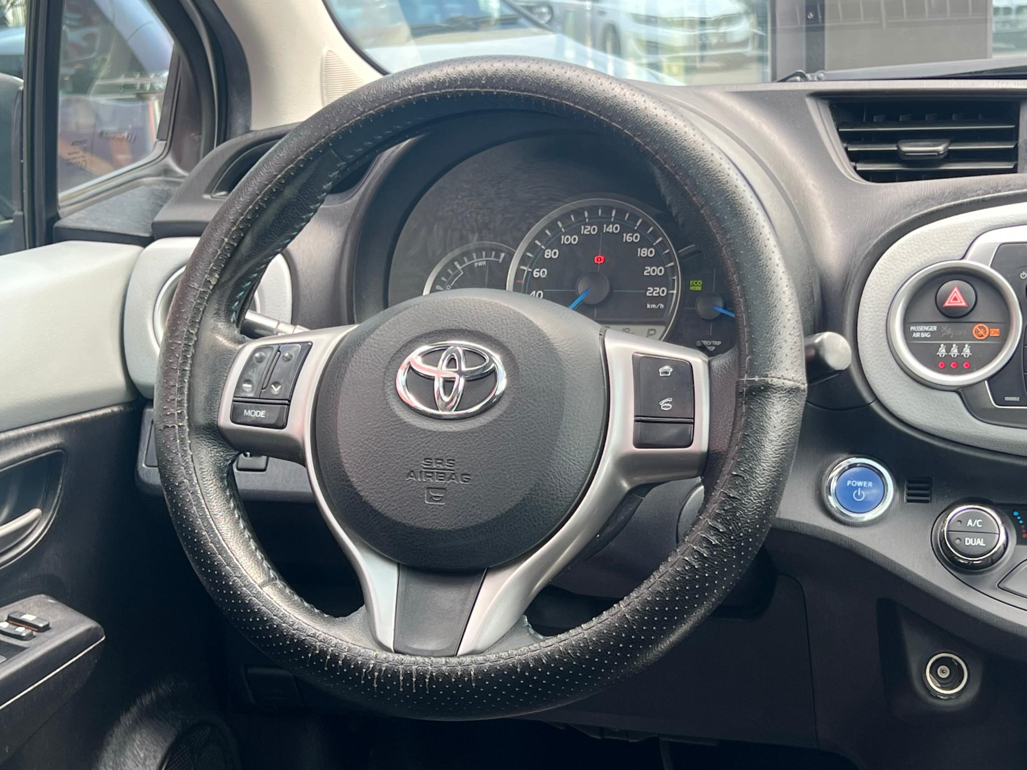 Toyota-Yaris