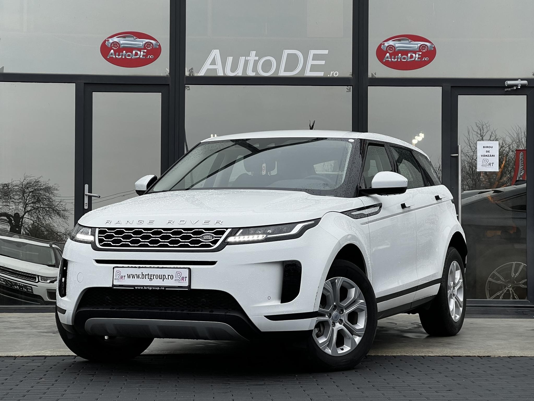 Land Rover-Range Rover Evoque