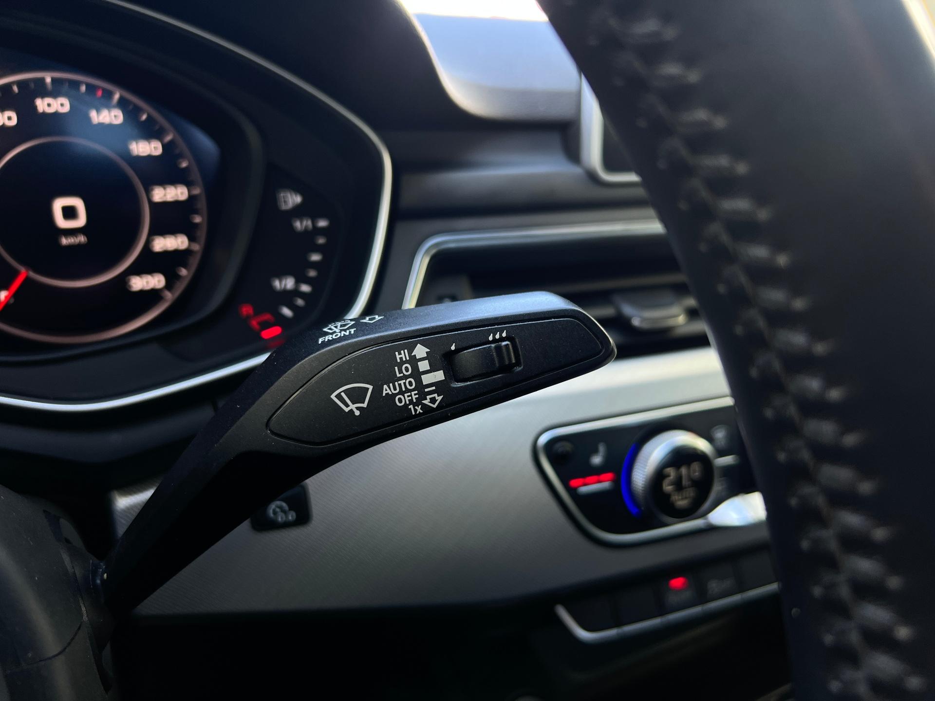 Audi-A4