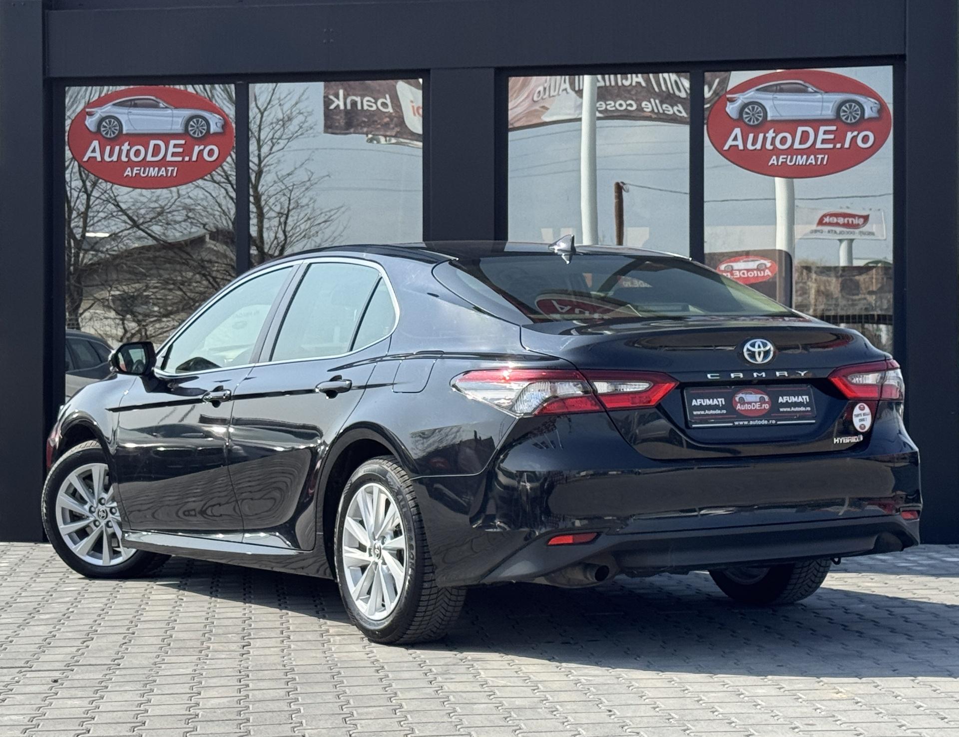 Toyota-Camry