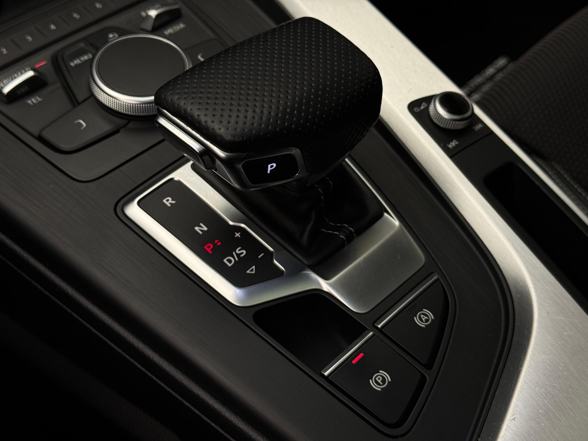 Audi-A4
