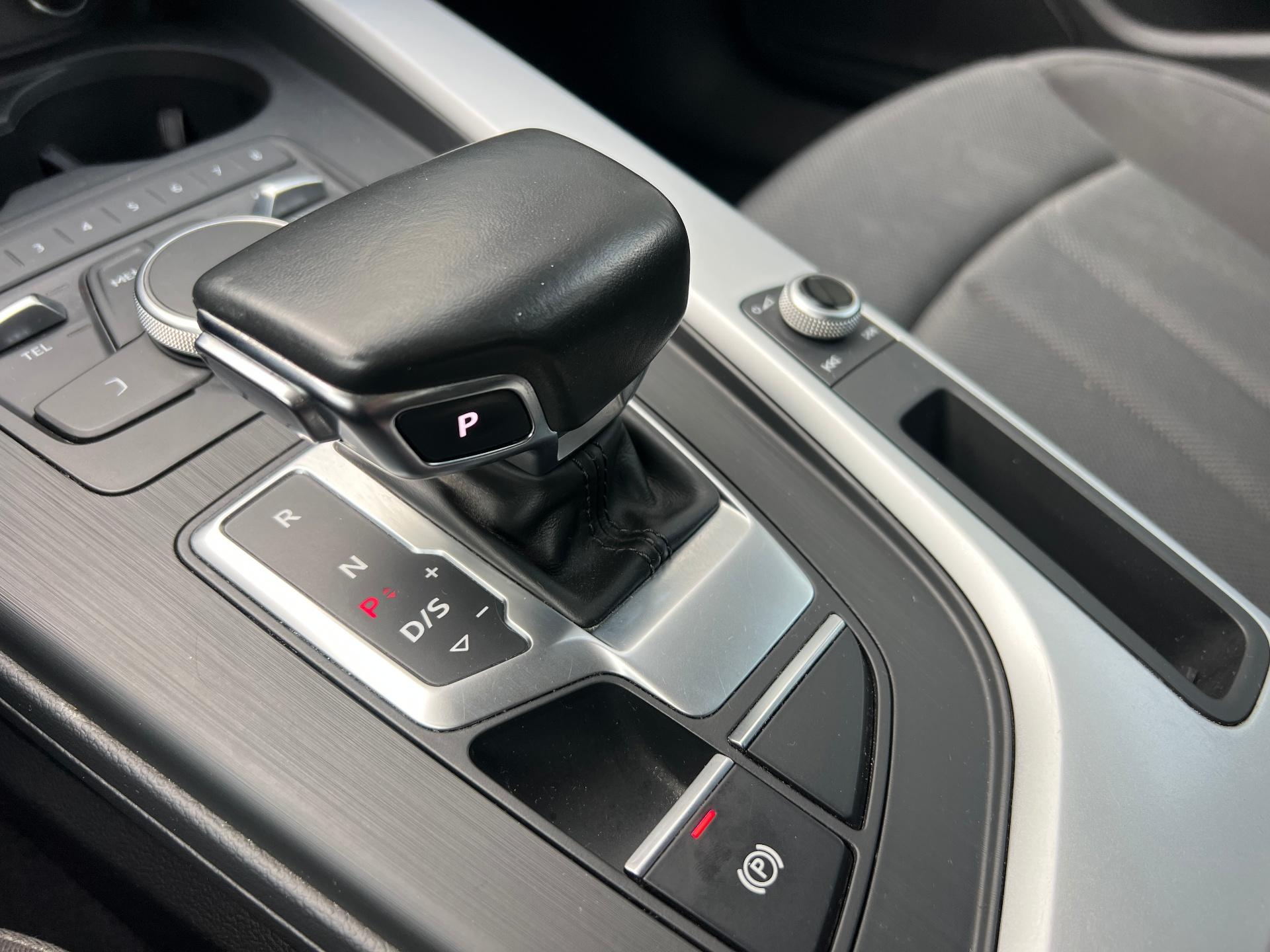 Audi-A4
