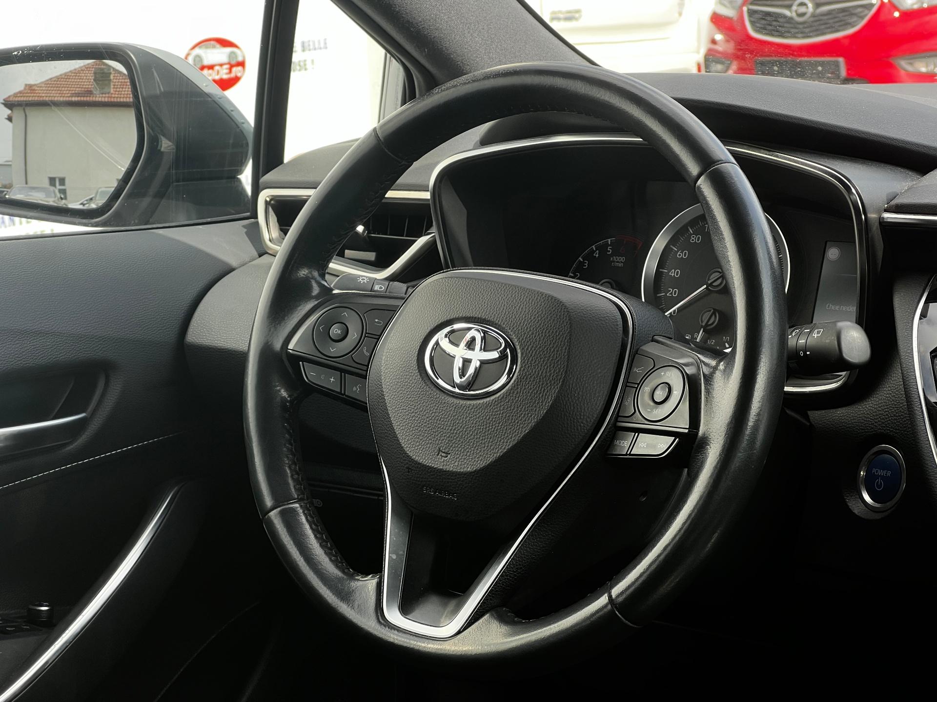 Toyota-Corolla