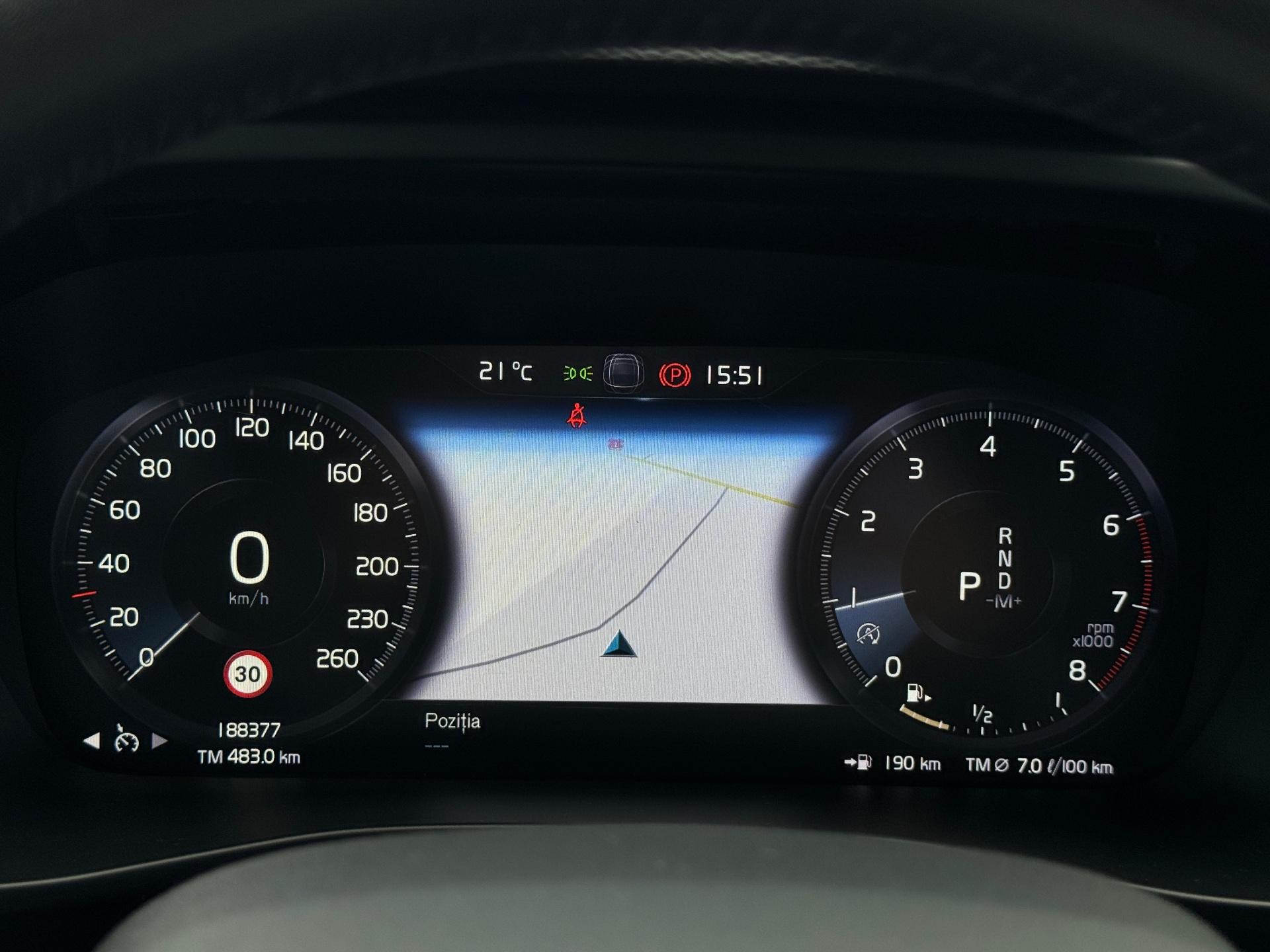 Volvo-XC 40
