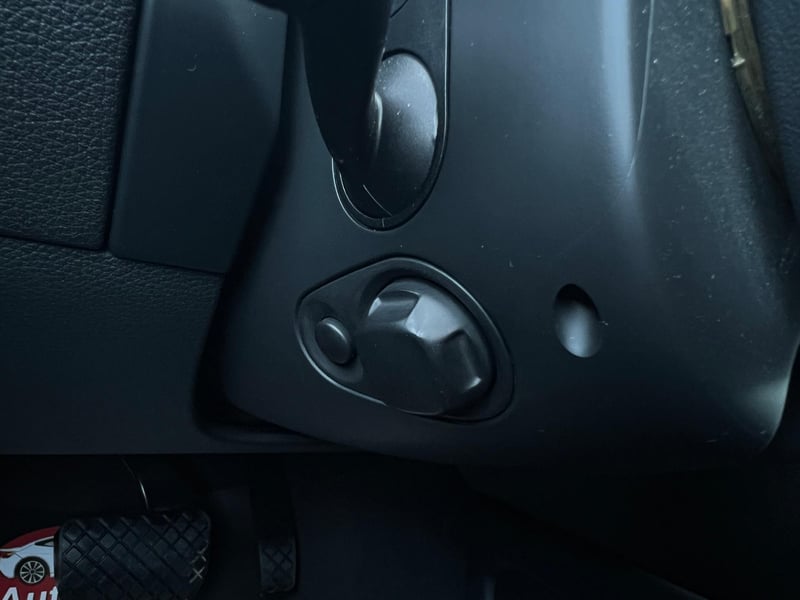 Car Thumb