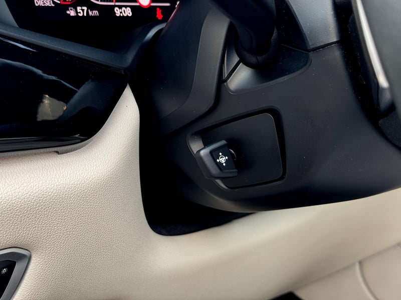 Car Thumb