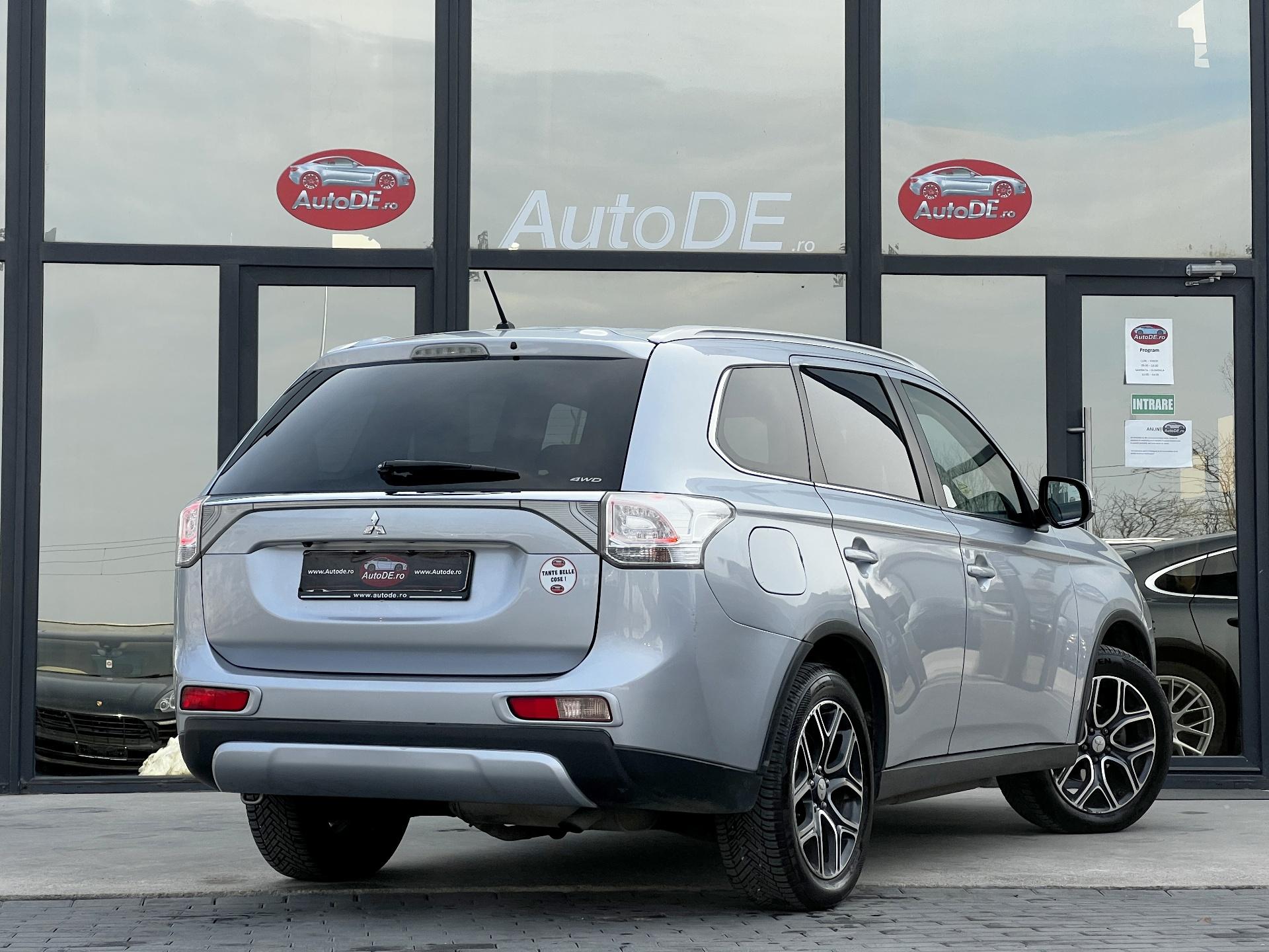 Mitsubishi-Outlander