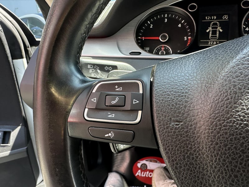 Car Thumb