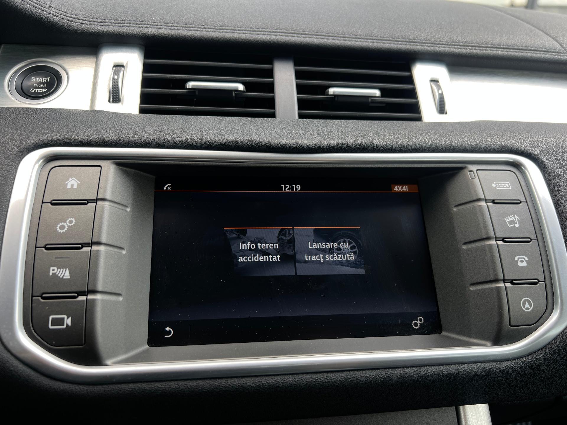 Land Rover-Range Rover Evoque