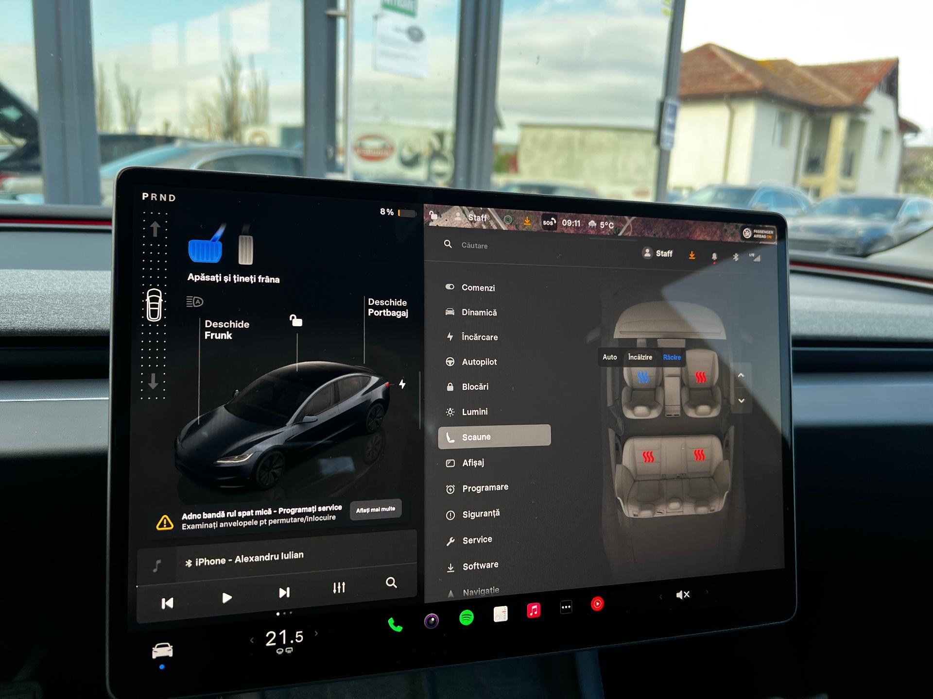 Tesla-Model 3