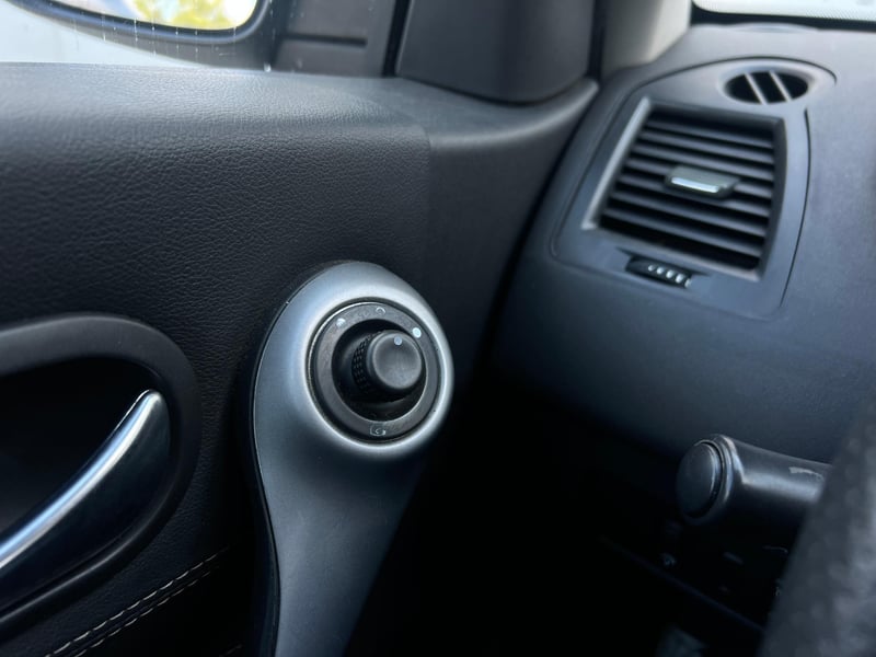 Car Thumb