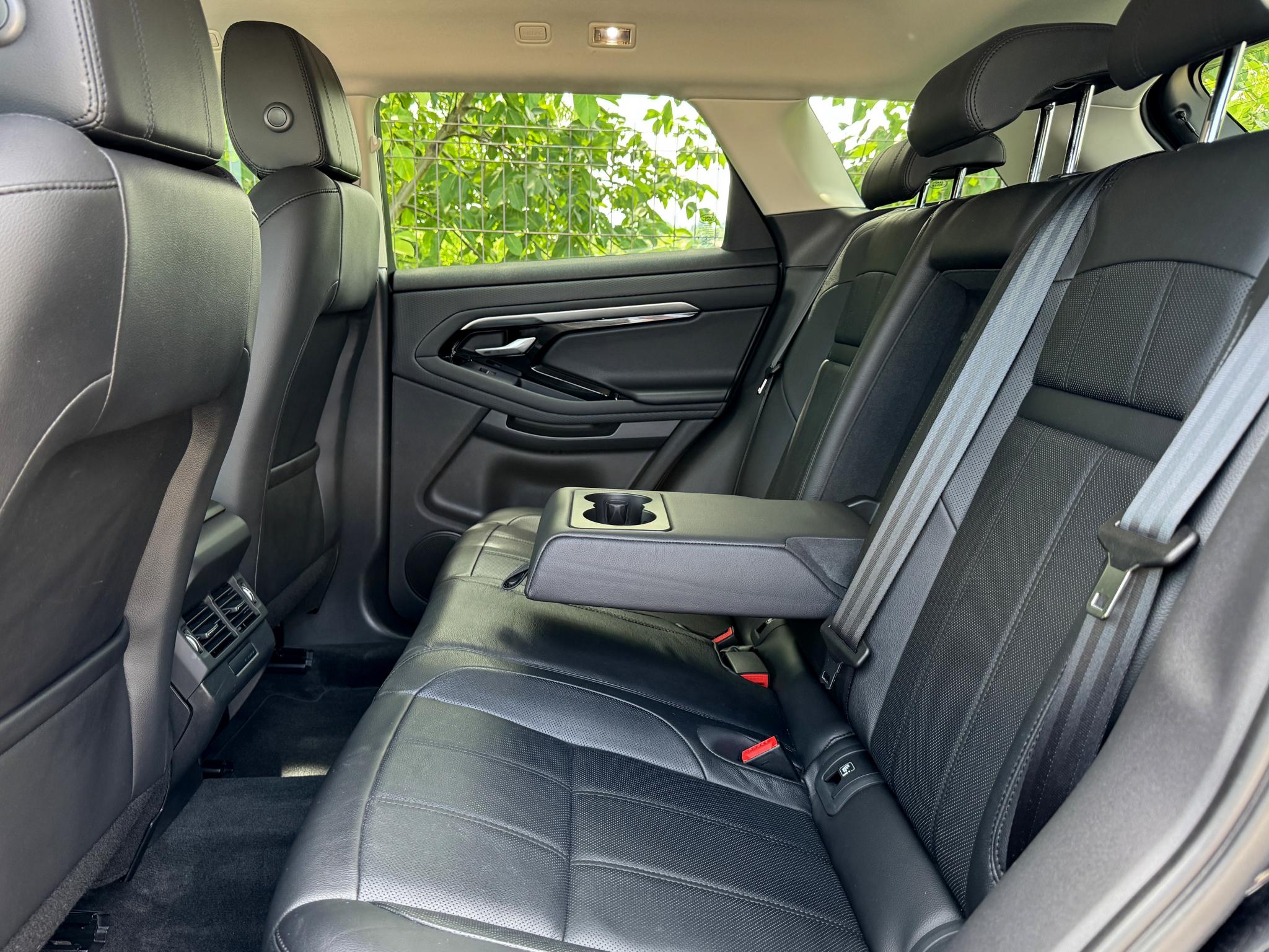 Land Rover-Range Rover Evoque