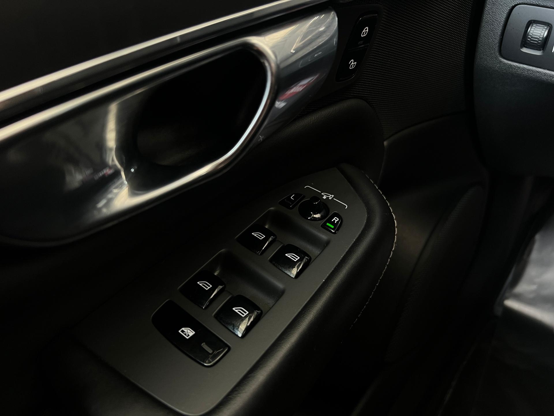 Volvo-XC 90