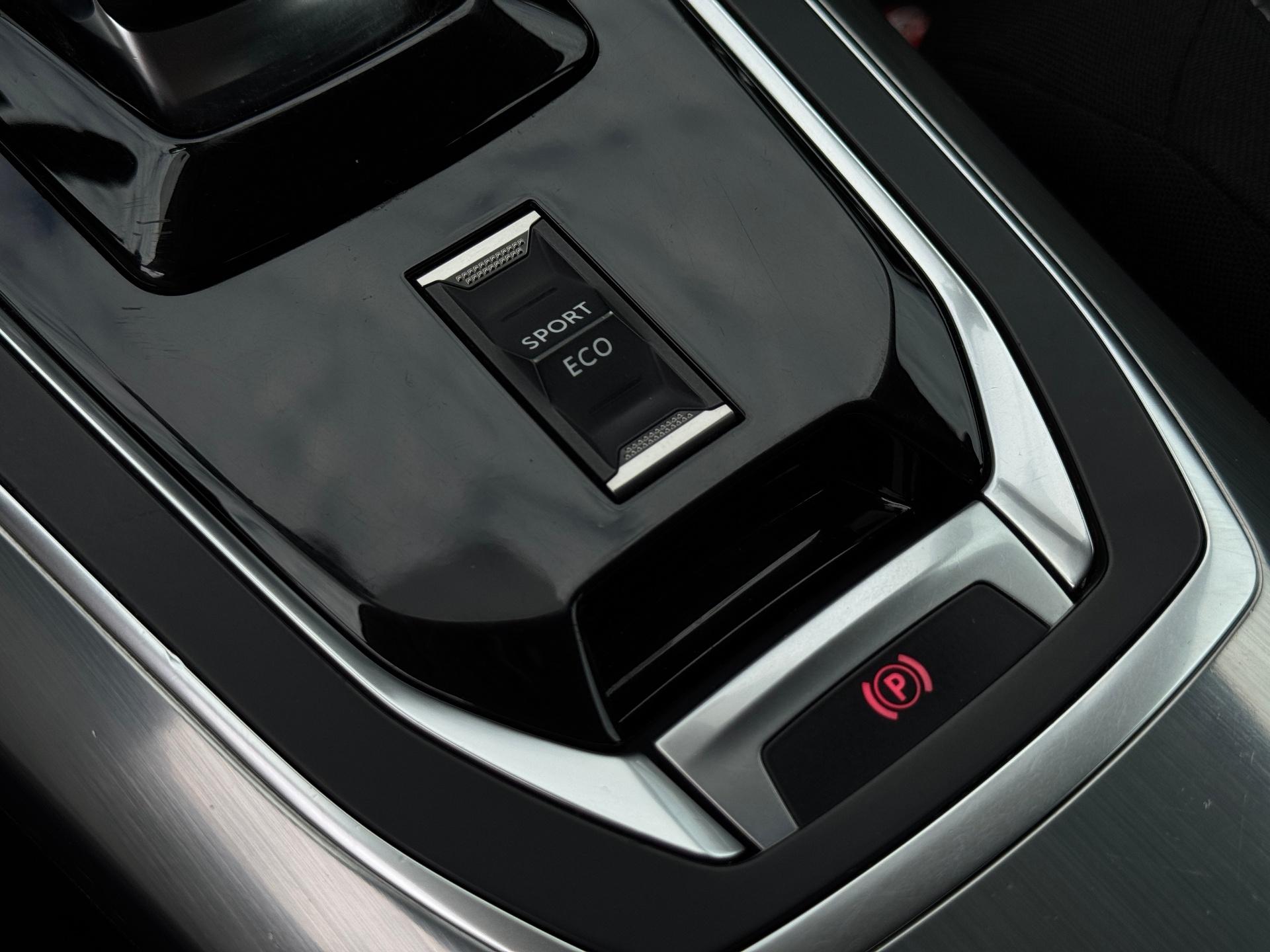 Peugeot-308