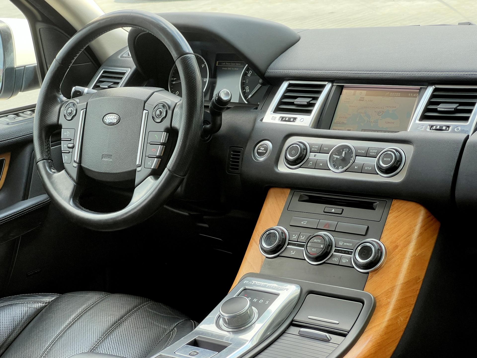 Land Rover-Range Rover Sport