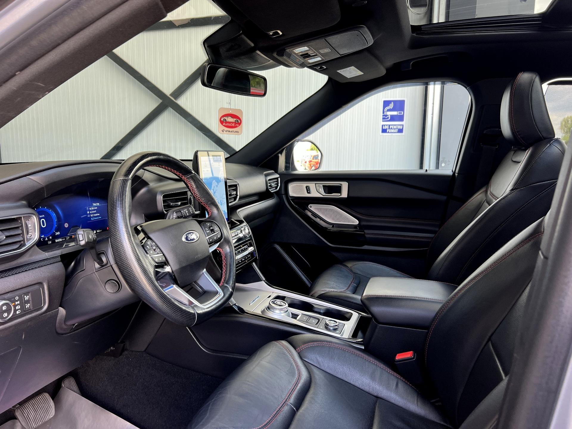 Ford-Explorer