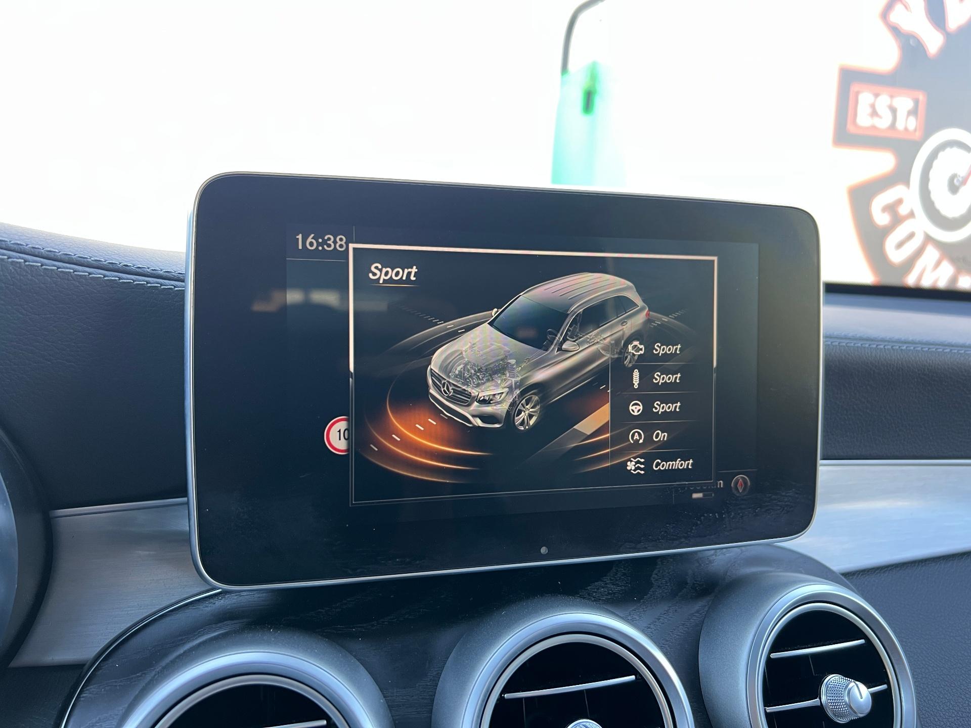 Mercedes-Benz-GLC
