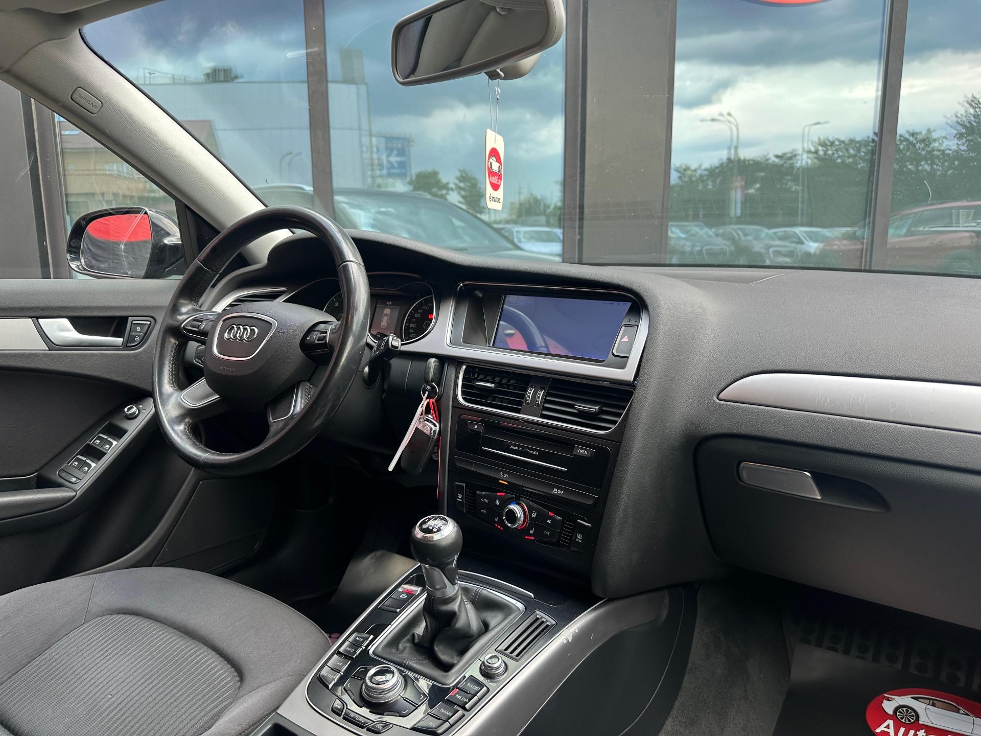 Audi-A4