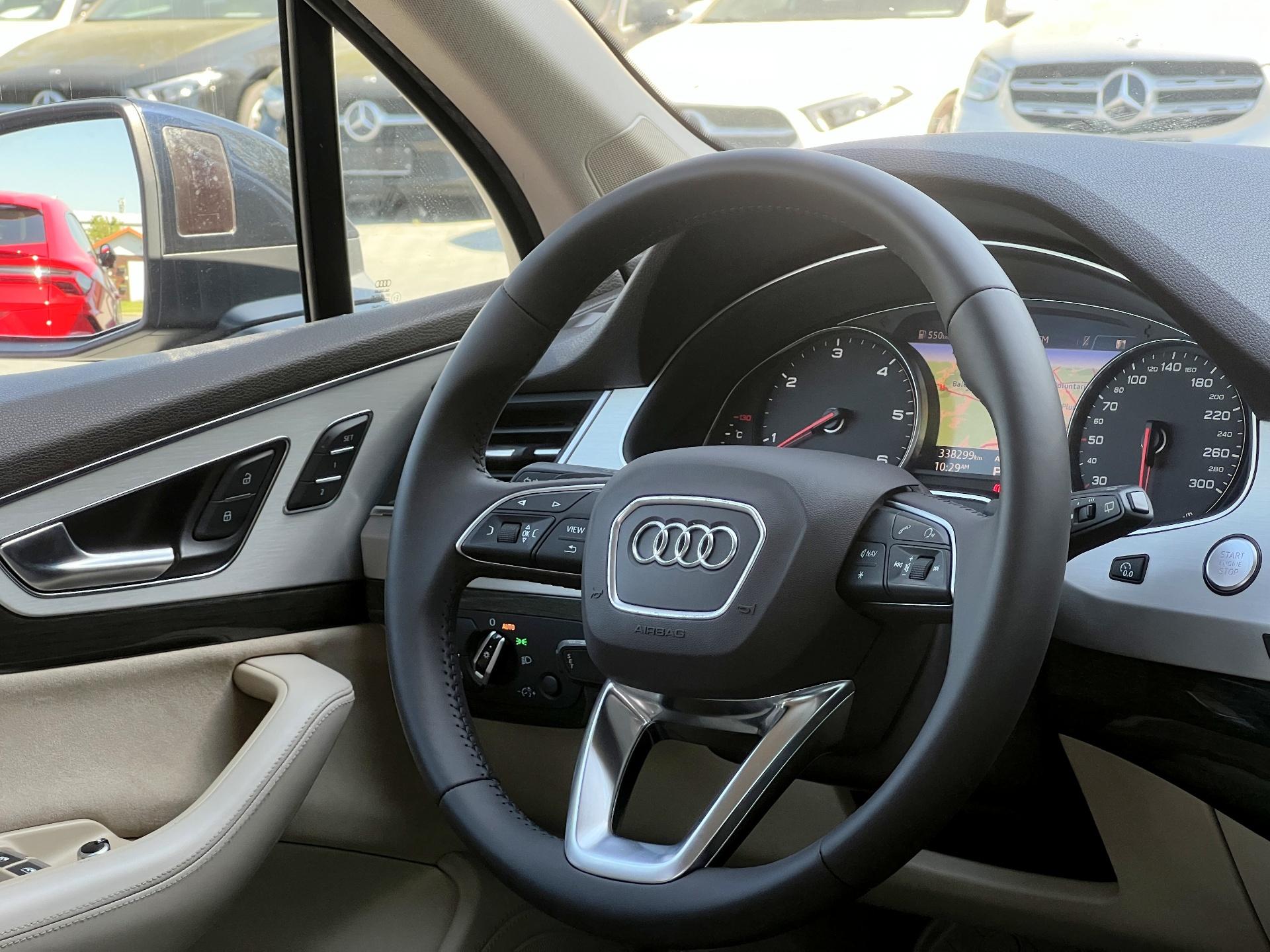 Audi-Q7