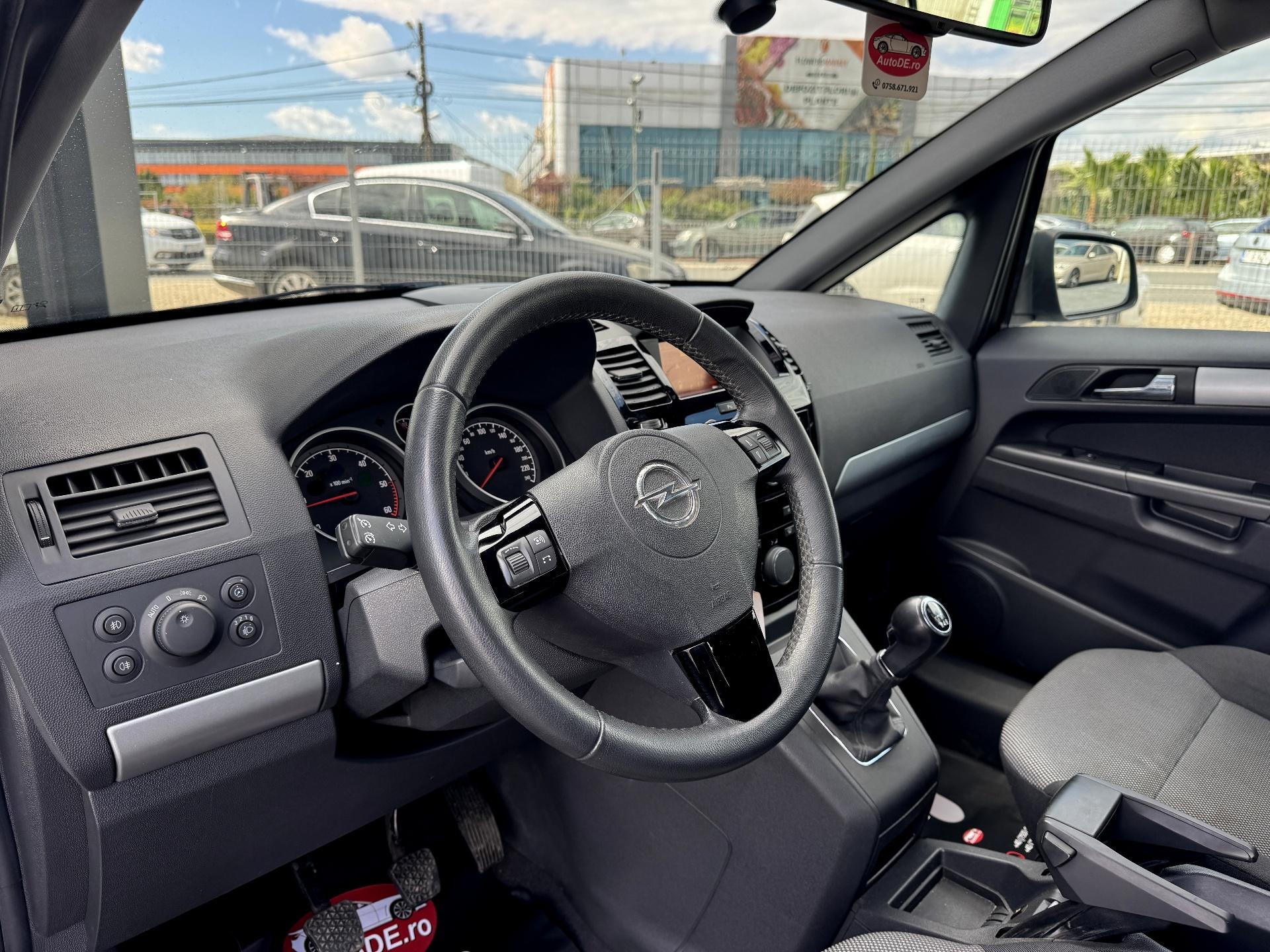 Opel-Zafira
