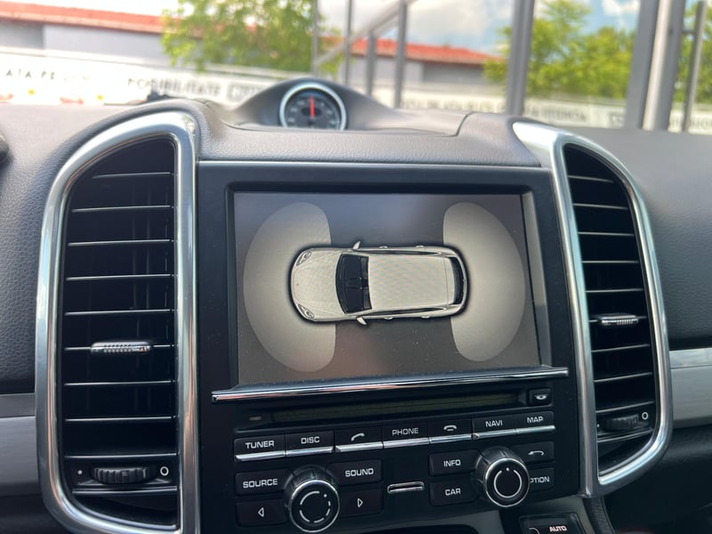 Car Thumb