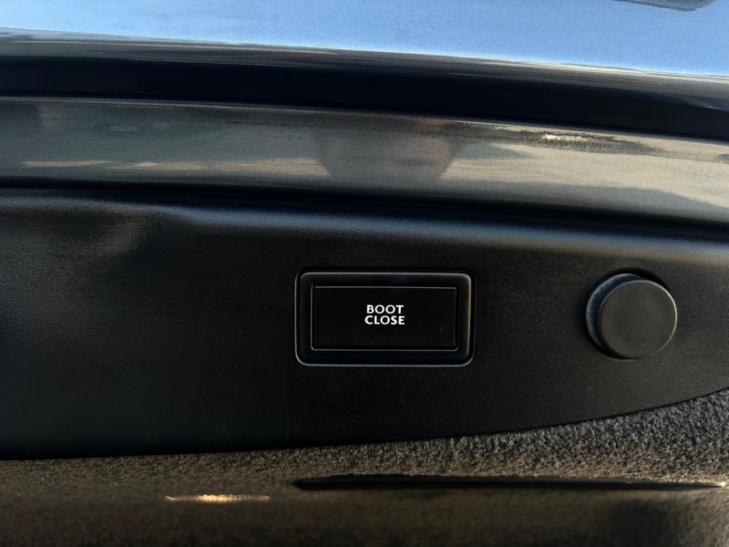 Car Thumb