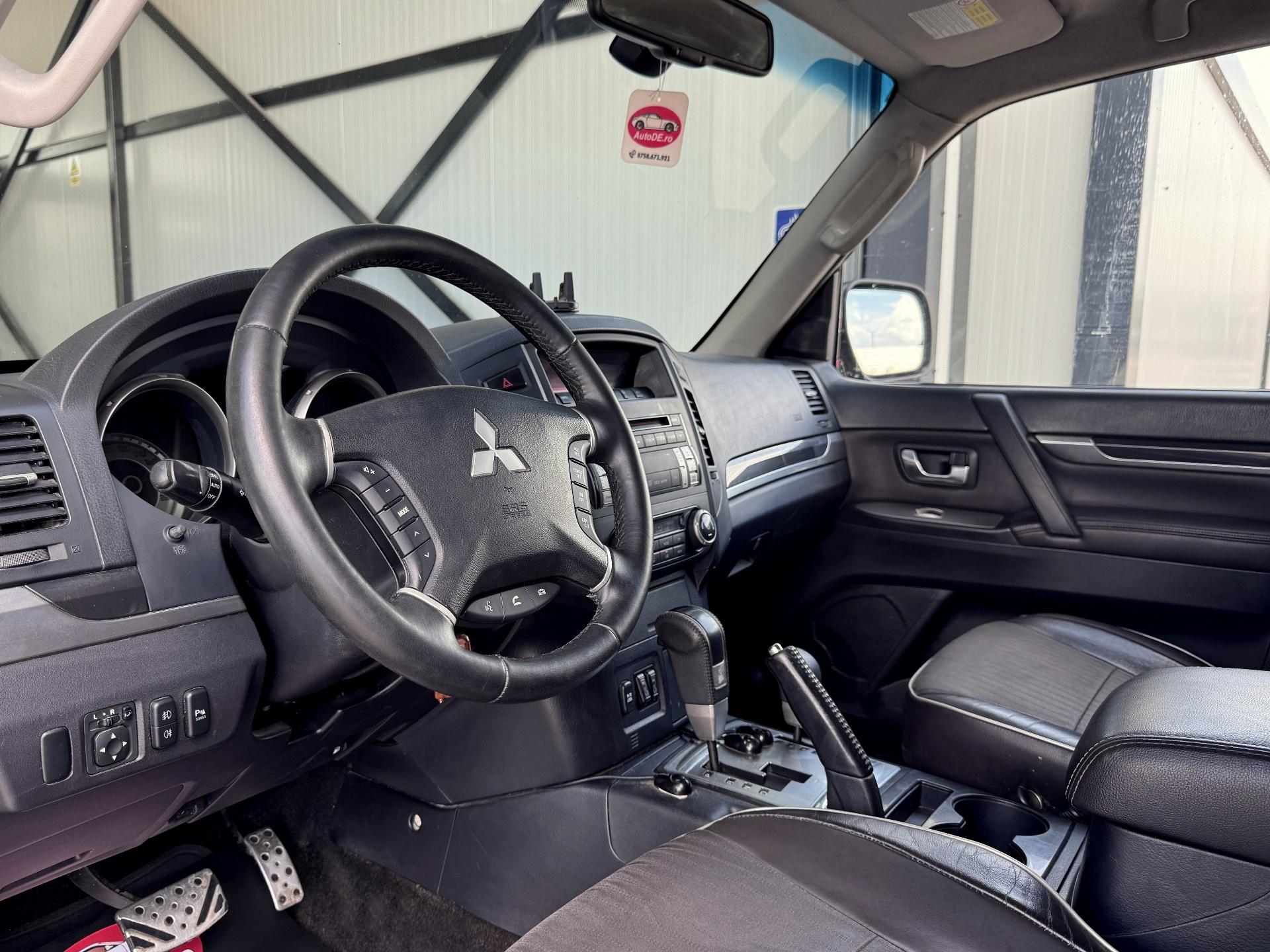Mitsubishi-Pajero