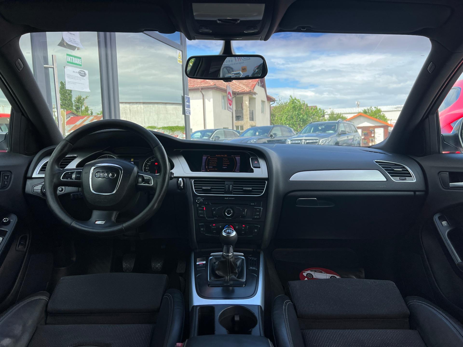 Audi-A4