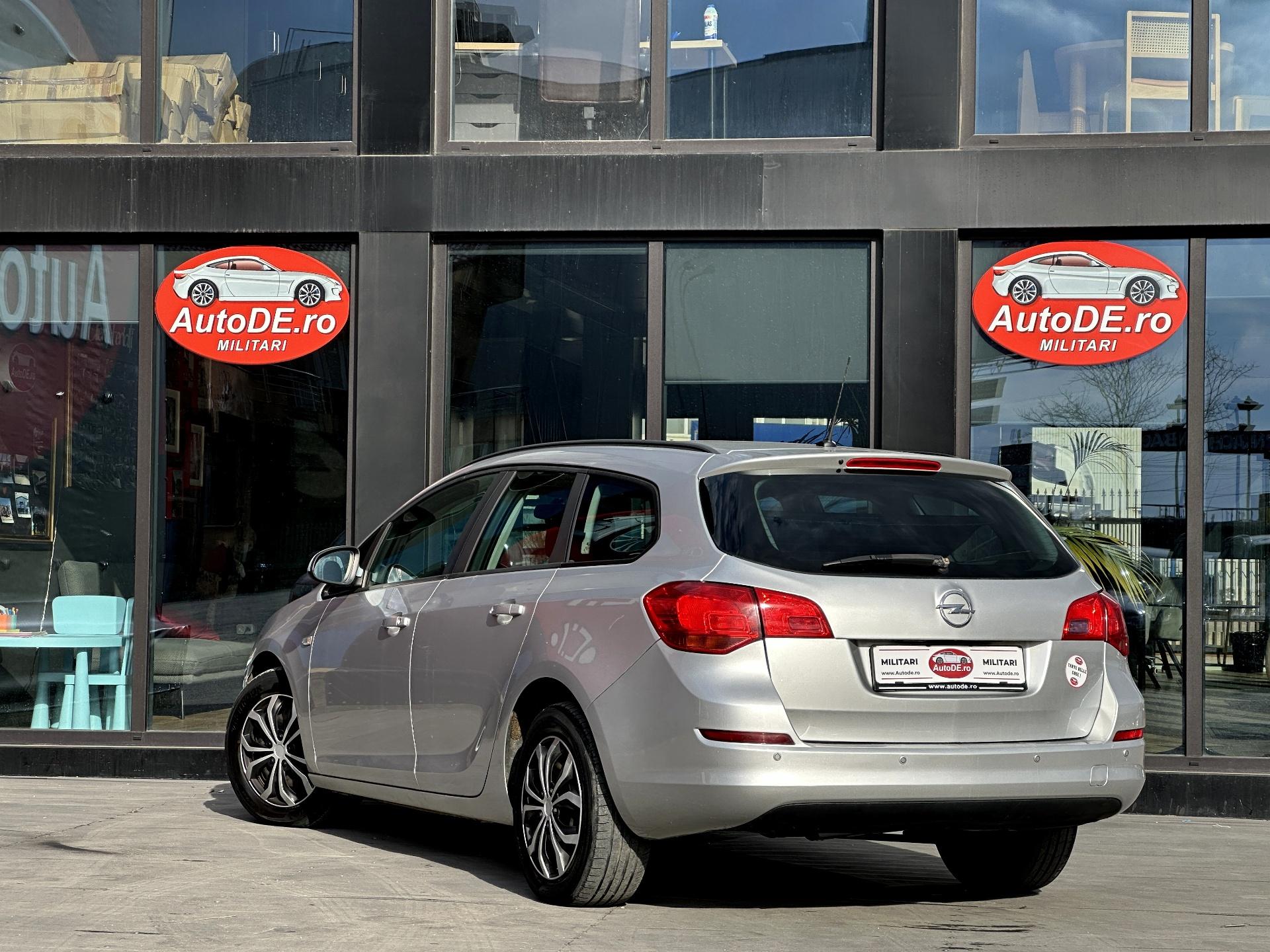 Opel-Astra