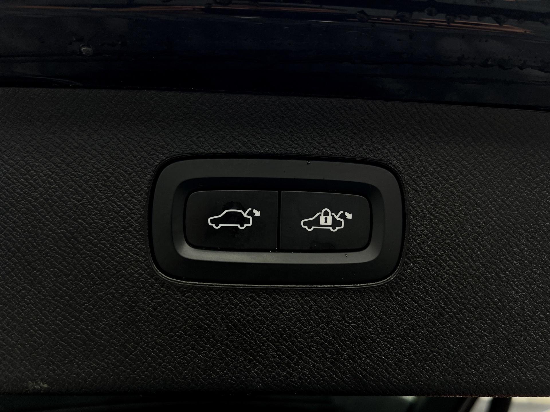 Volvo-XC 90