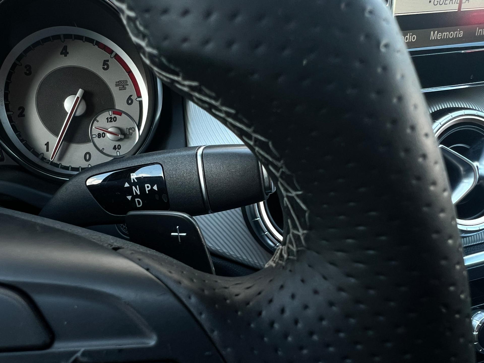 Mercedes-Benz-CLA