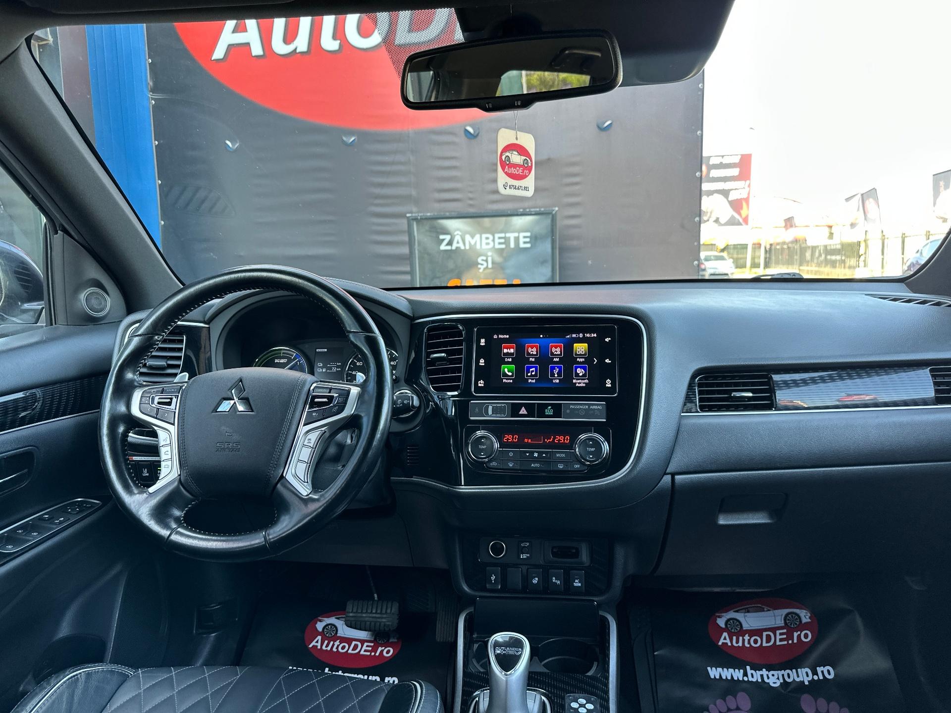Mitsubishi-Outlander