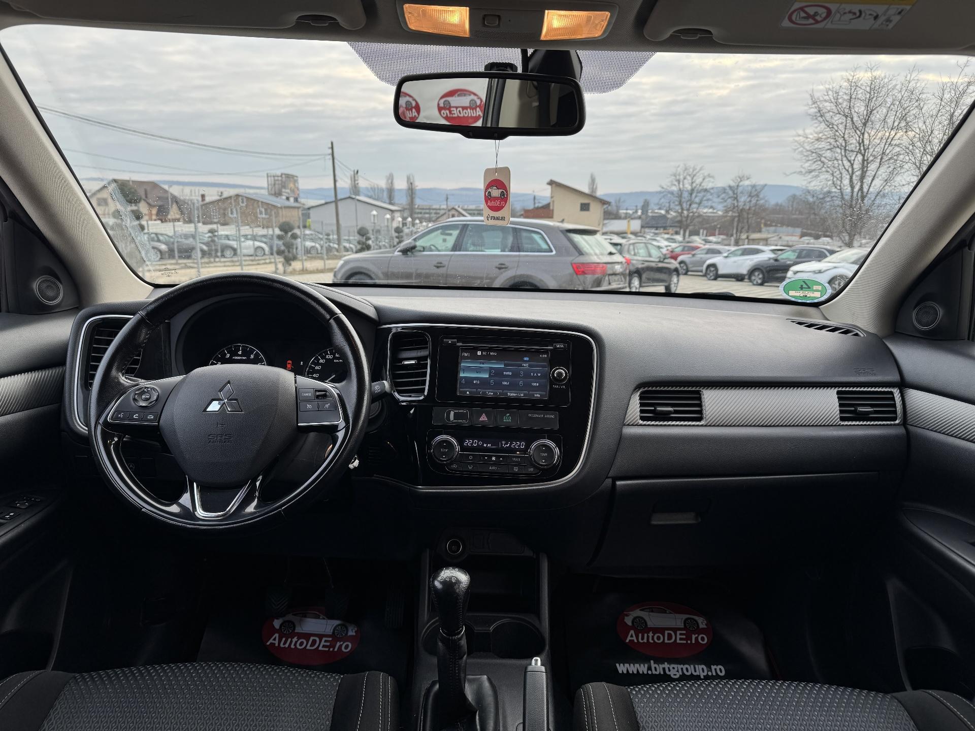 Mitsubishi-Outlander