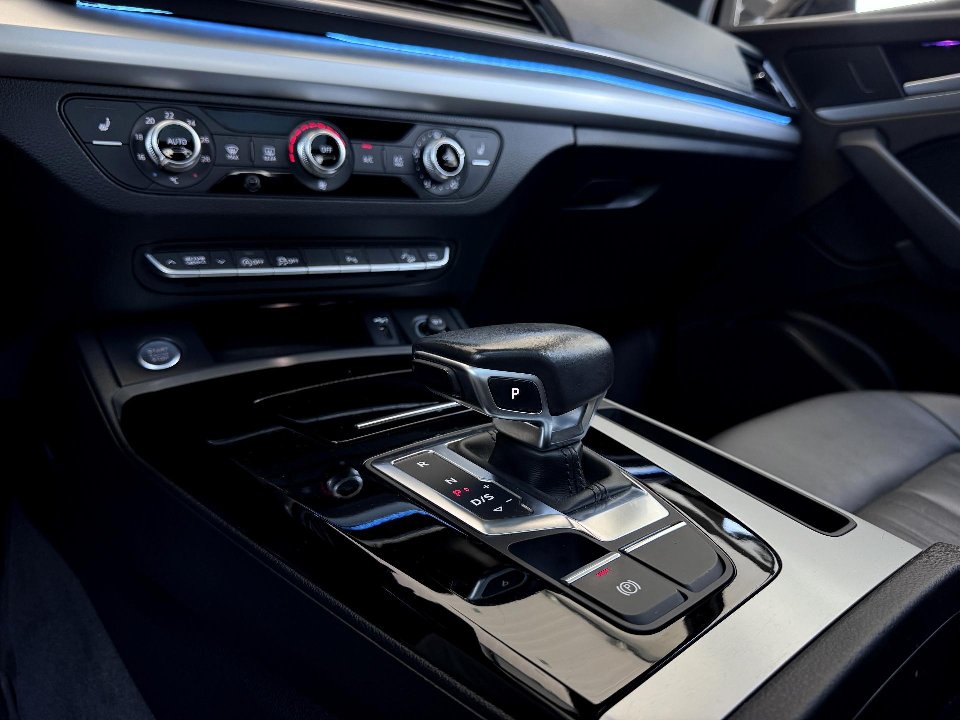 Audi-Q5