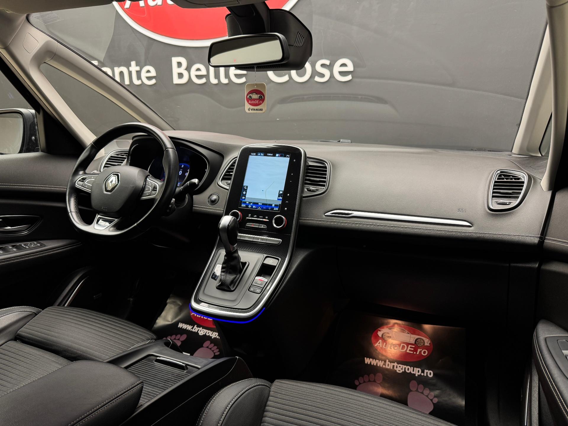 Renault-Grand Scenic